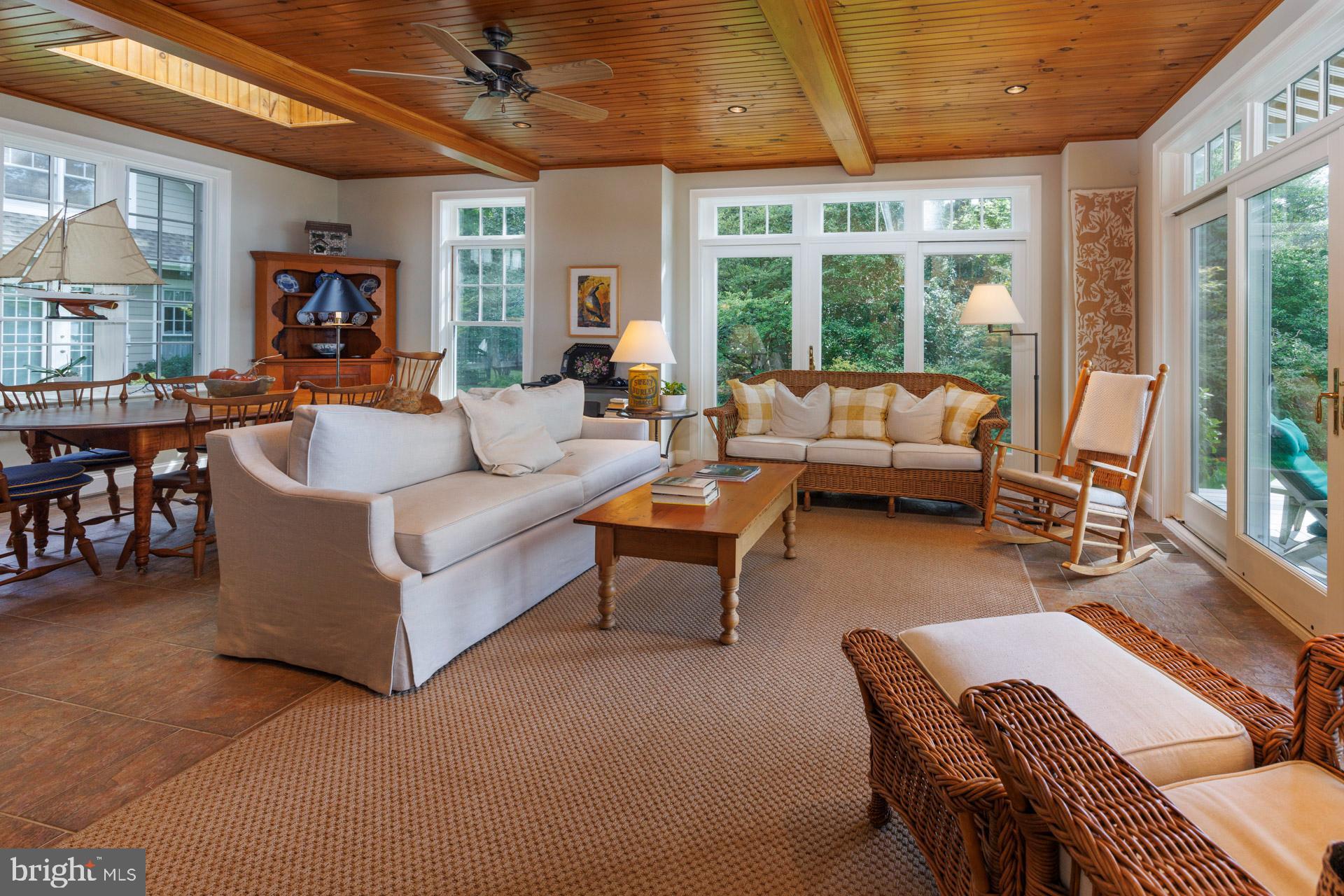 CHURCH NECK - Residential