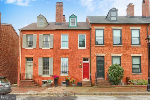 111 BARRE STREET W BALTIMORE MD 21201