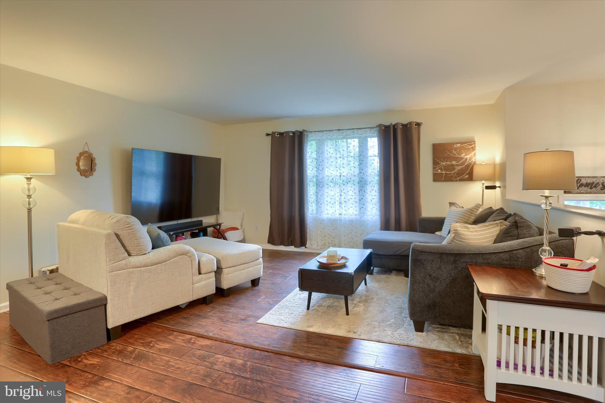 SHERWOOD FOREST - Residential