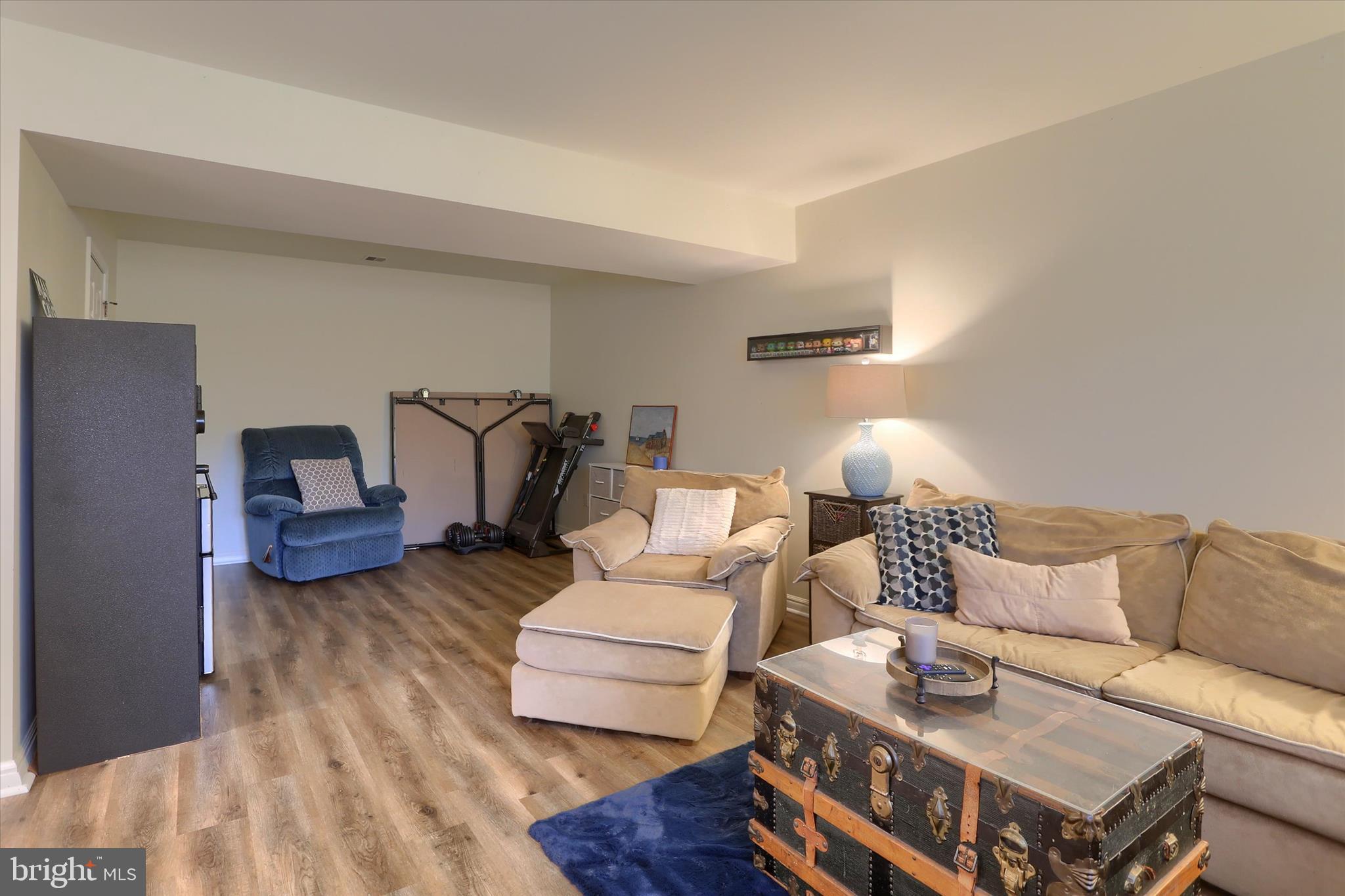 SHERWOOD FOREST - Residential