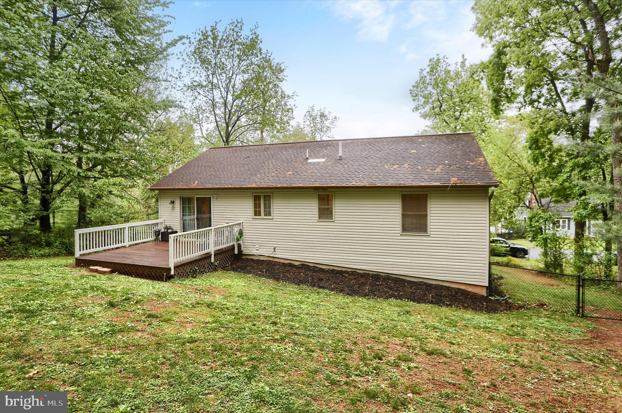 SHERWOOD FOREST - Residential
