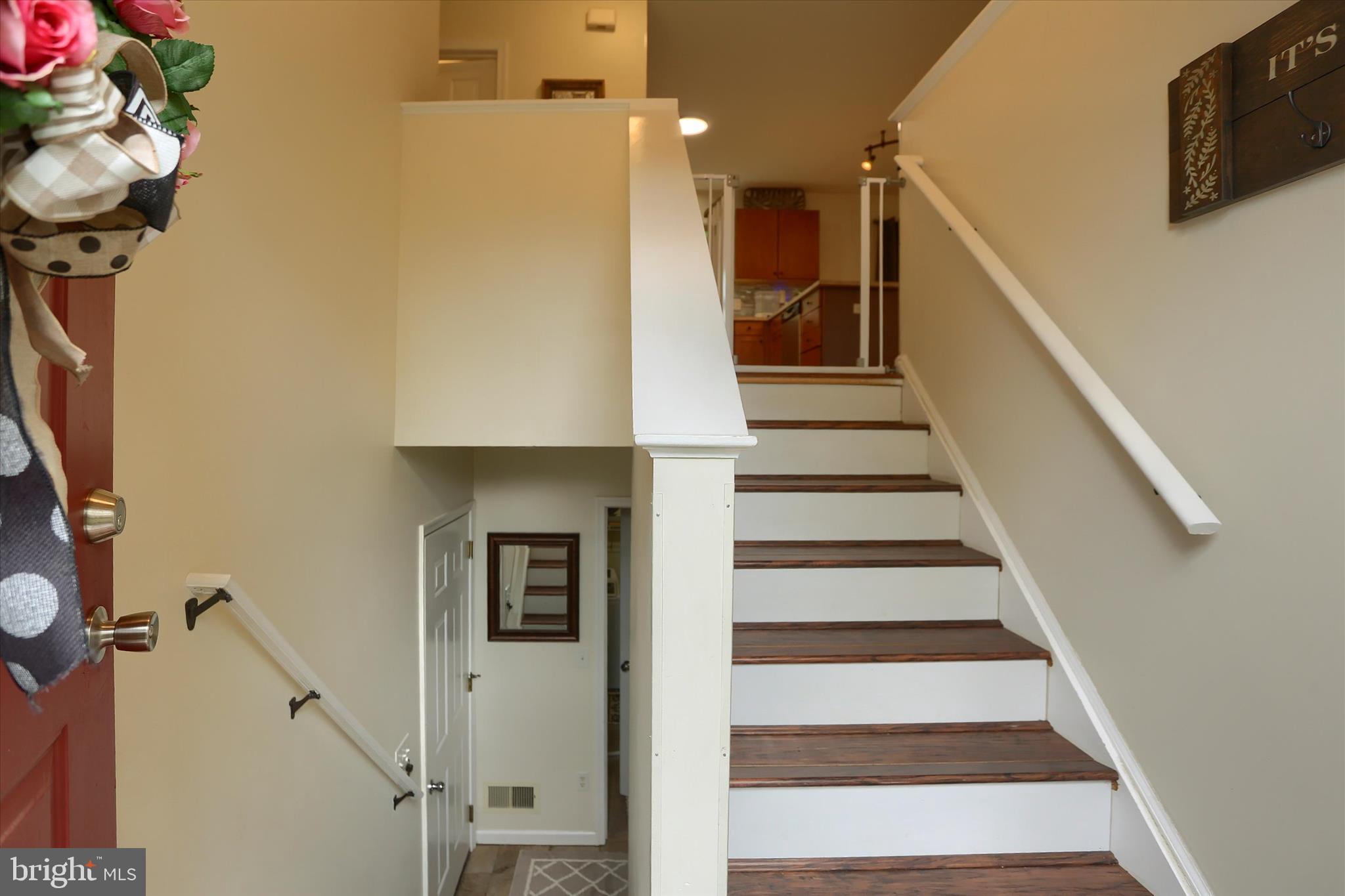 SHERWOOD FOREST - Residential