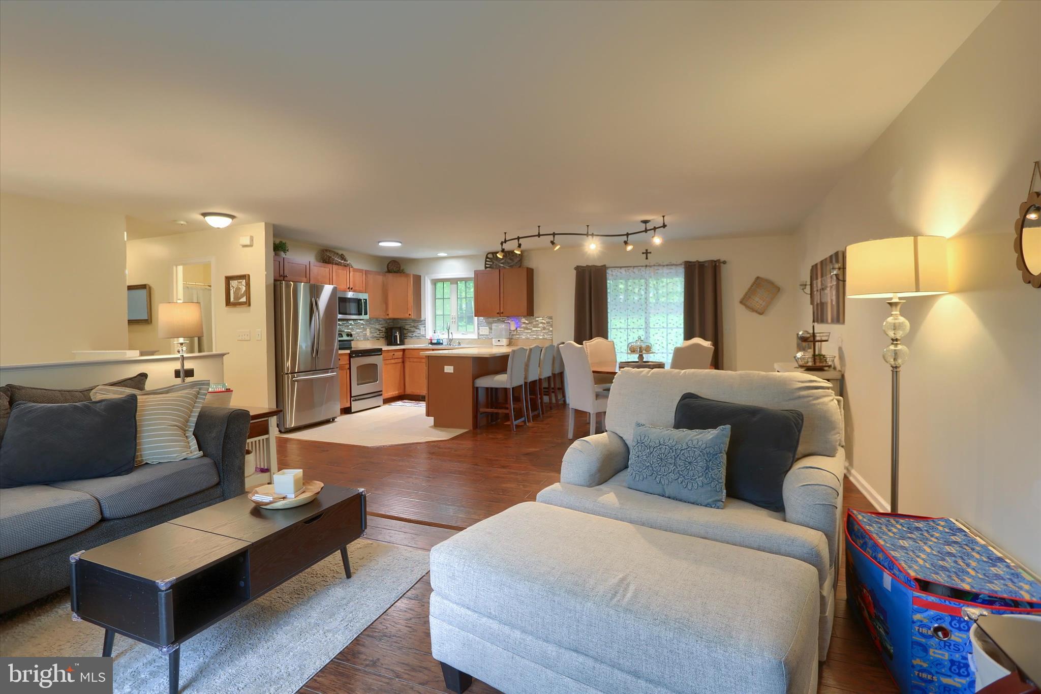 SHERWOOD FOREST - Residential