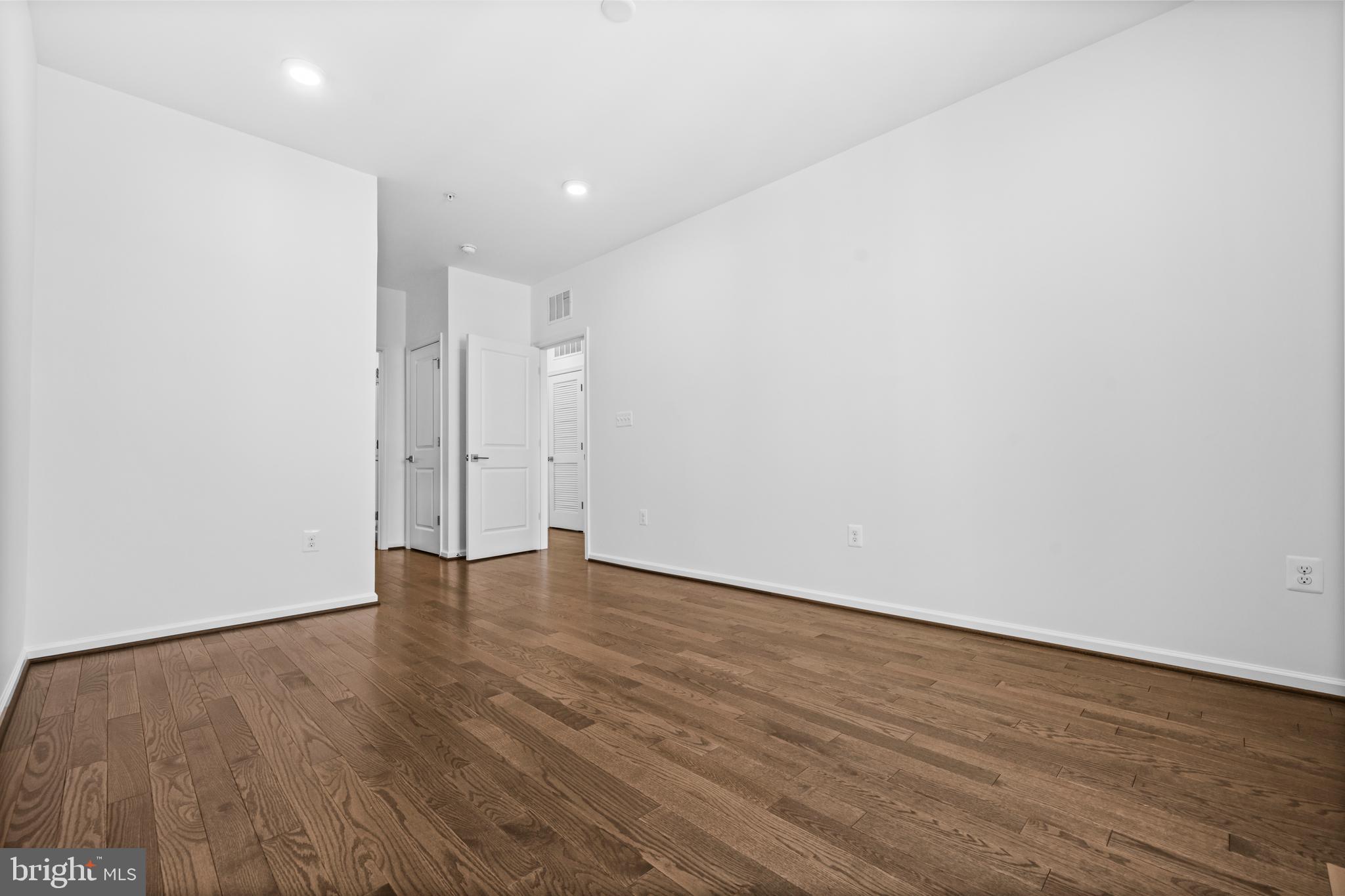 RIDGES AT LOUDOUN VALLEY - Residential