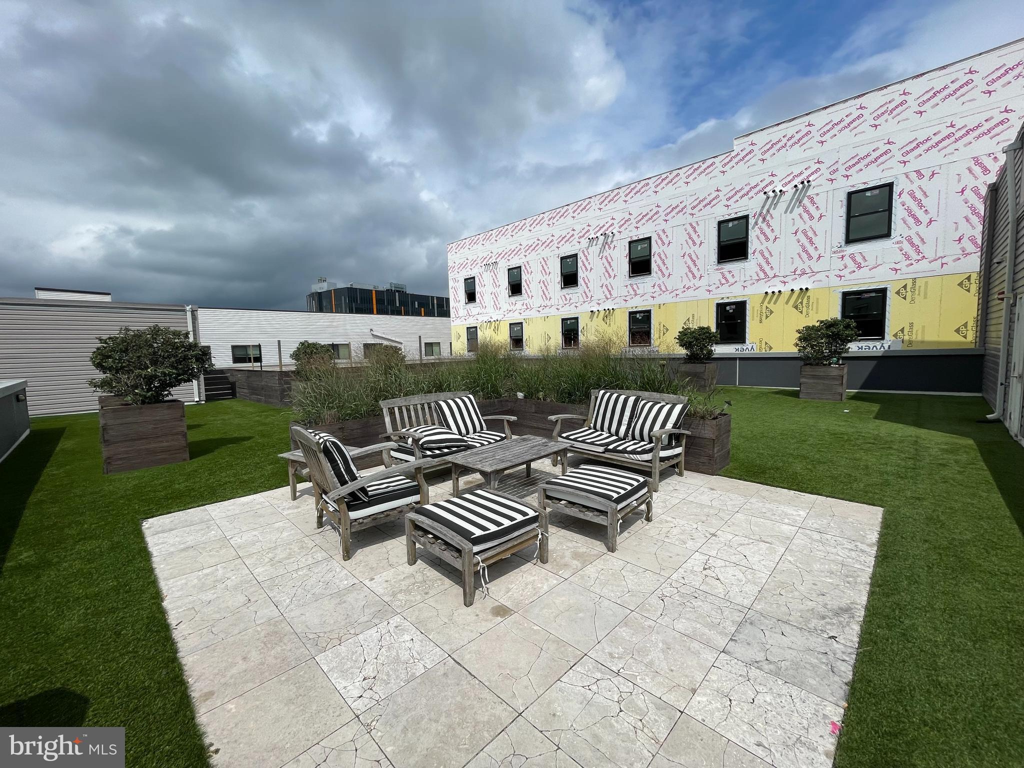 4217 CHESTNUT STREET 301