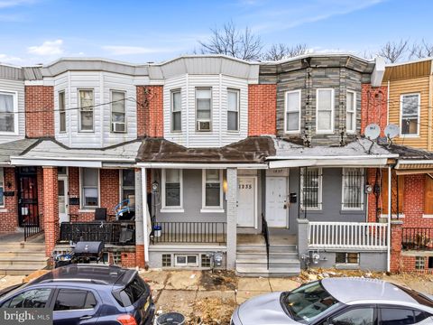 Townhouse For Sale - 1235 Thurman Street<br/> CAMDEN, NJ 08104