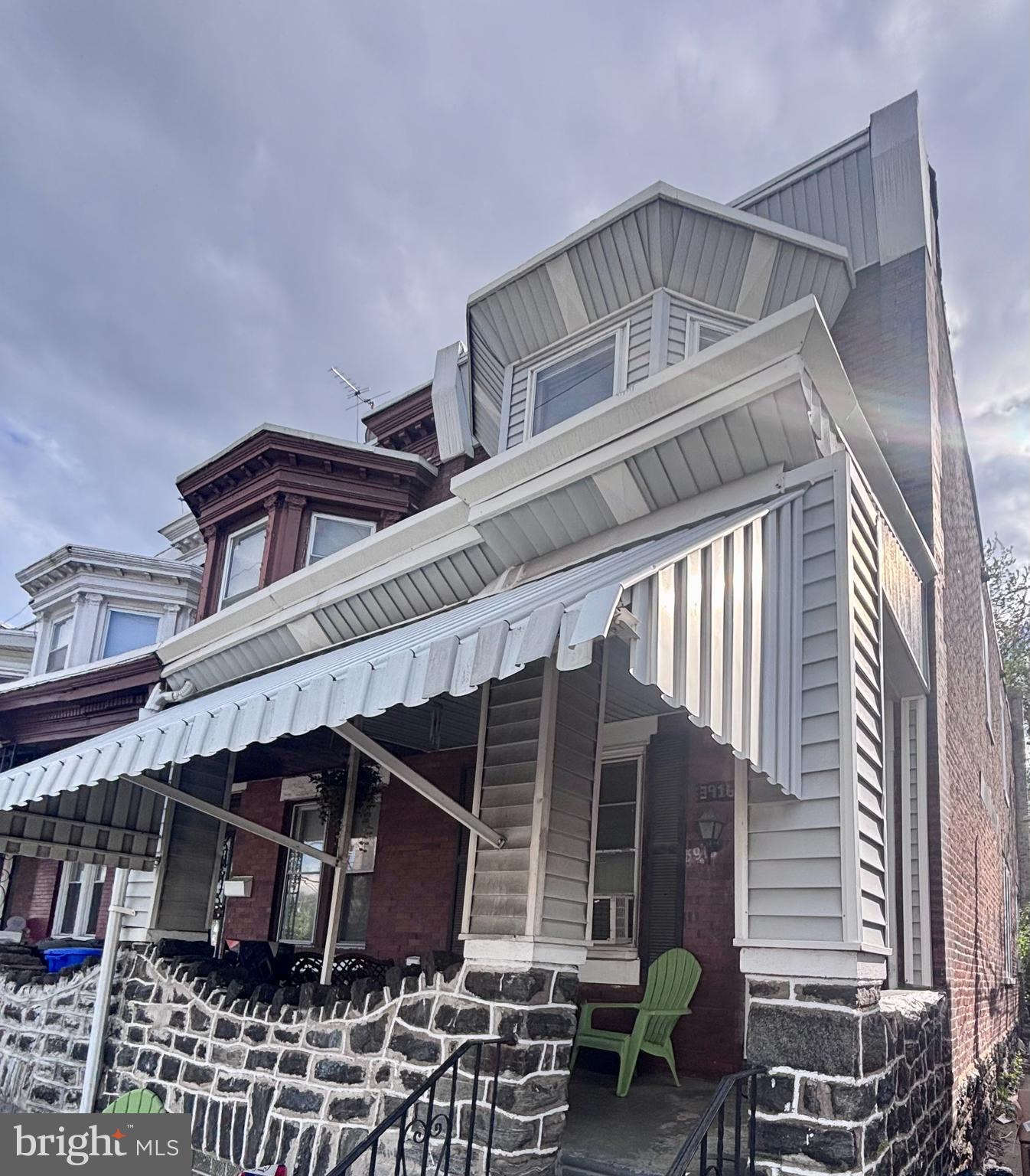 3916 PULASKI AVENUE