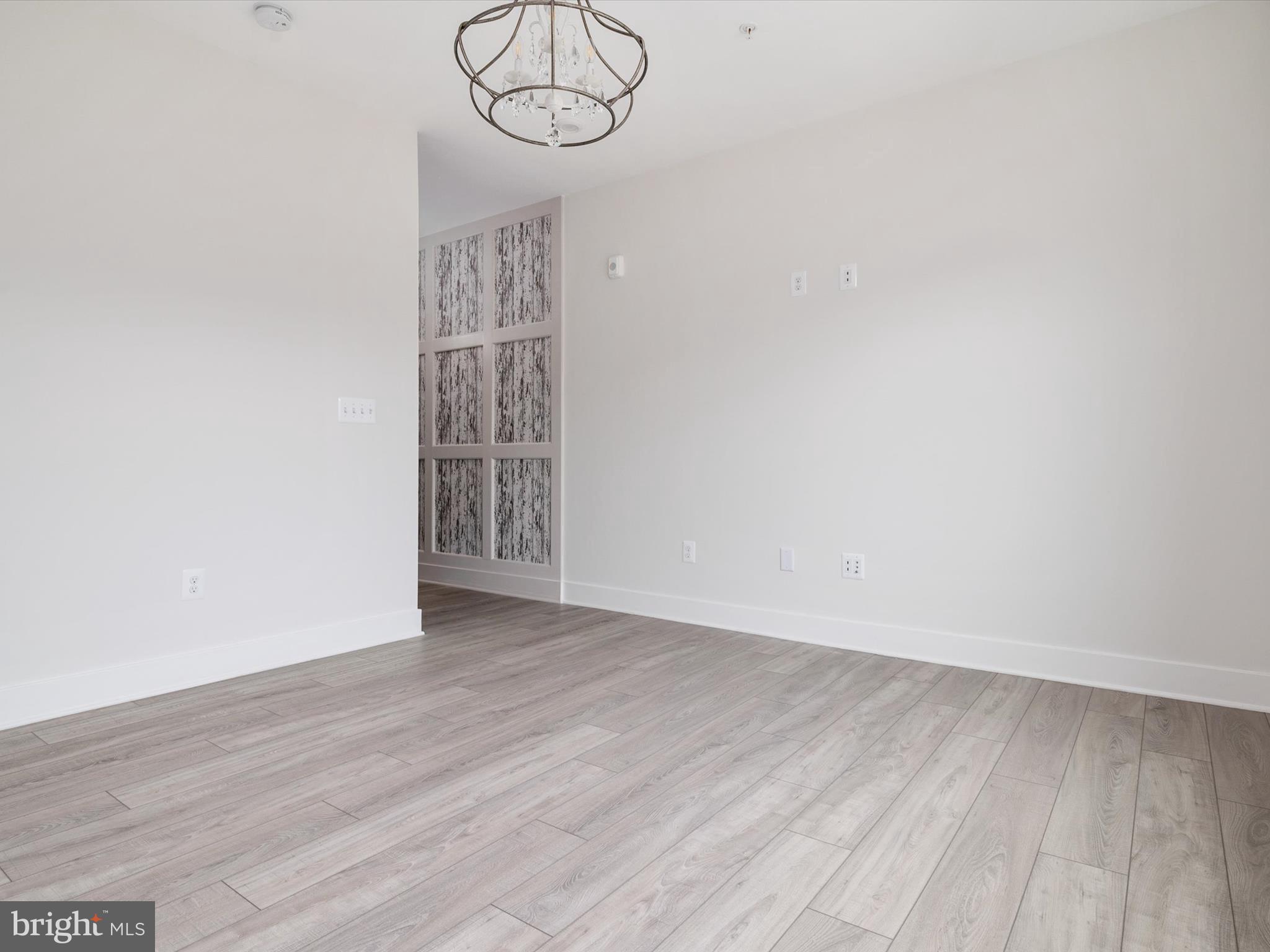 FOUR SEASONS AT KENT ISLAND - Residential