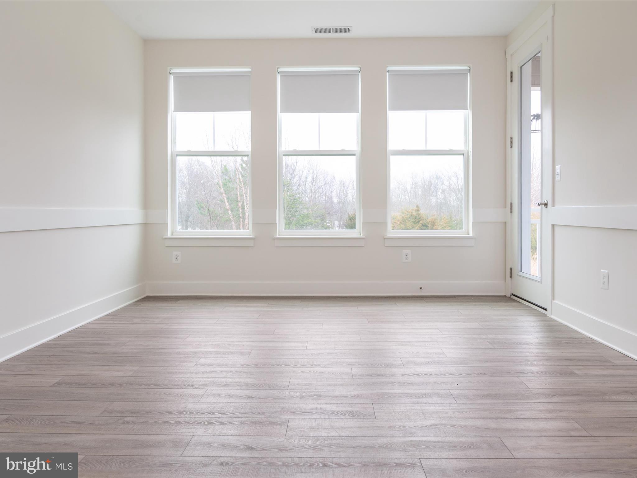 FOUR SEASONS AT KENT ISLAND - Residential