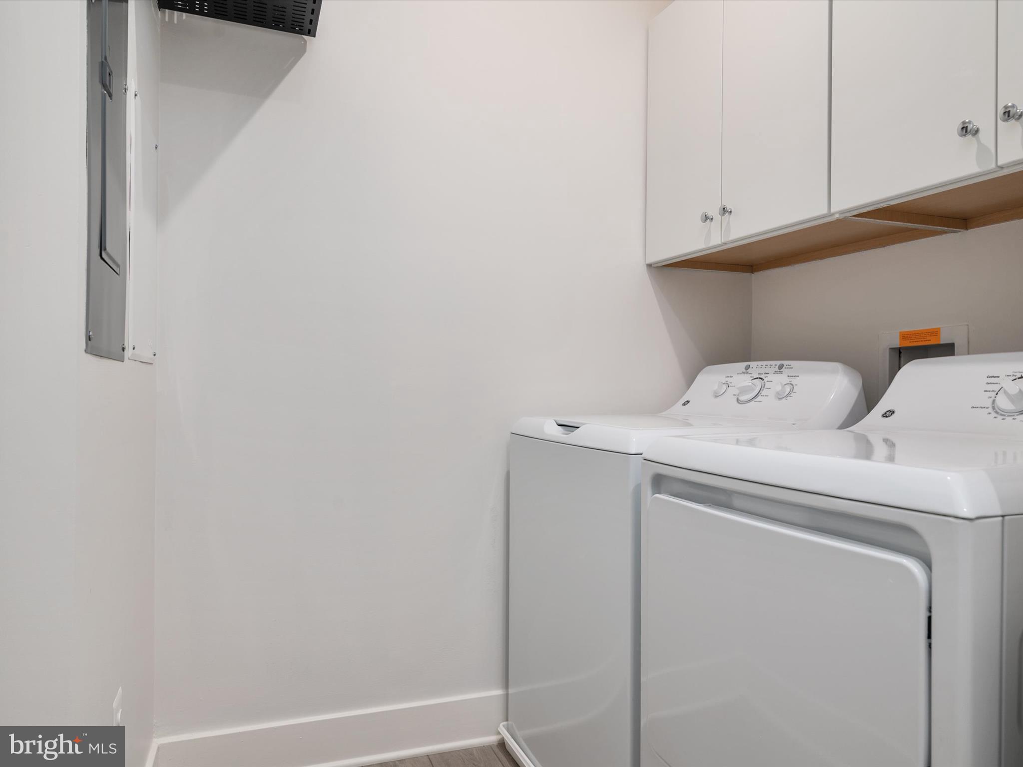 FOUR SEASONS AT KENT ISLAND - Residential