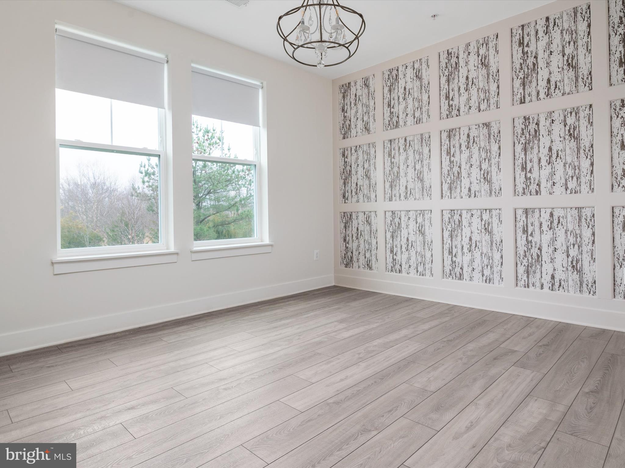 FOUR SEASONS AT KENT ISLAND - Residential