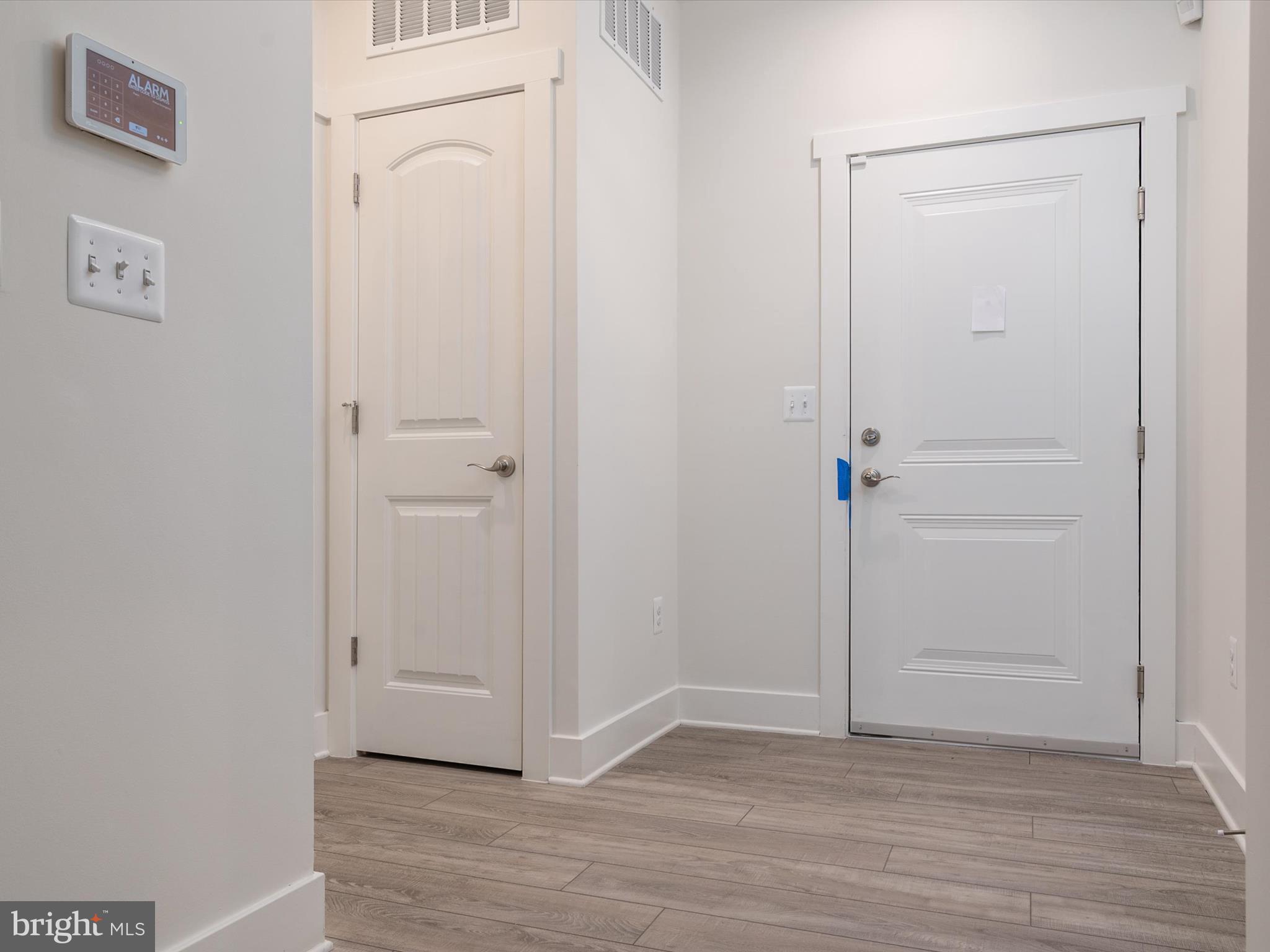 FOUR SEASONS AT KENT ISLAND - Residential