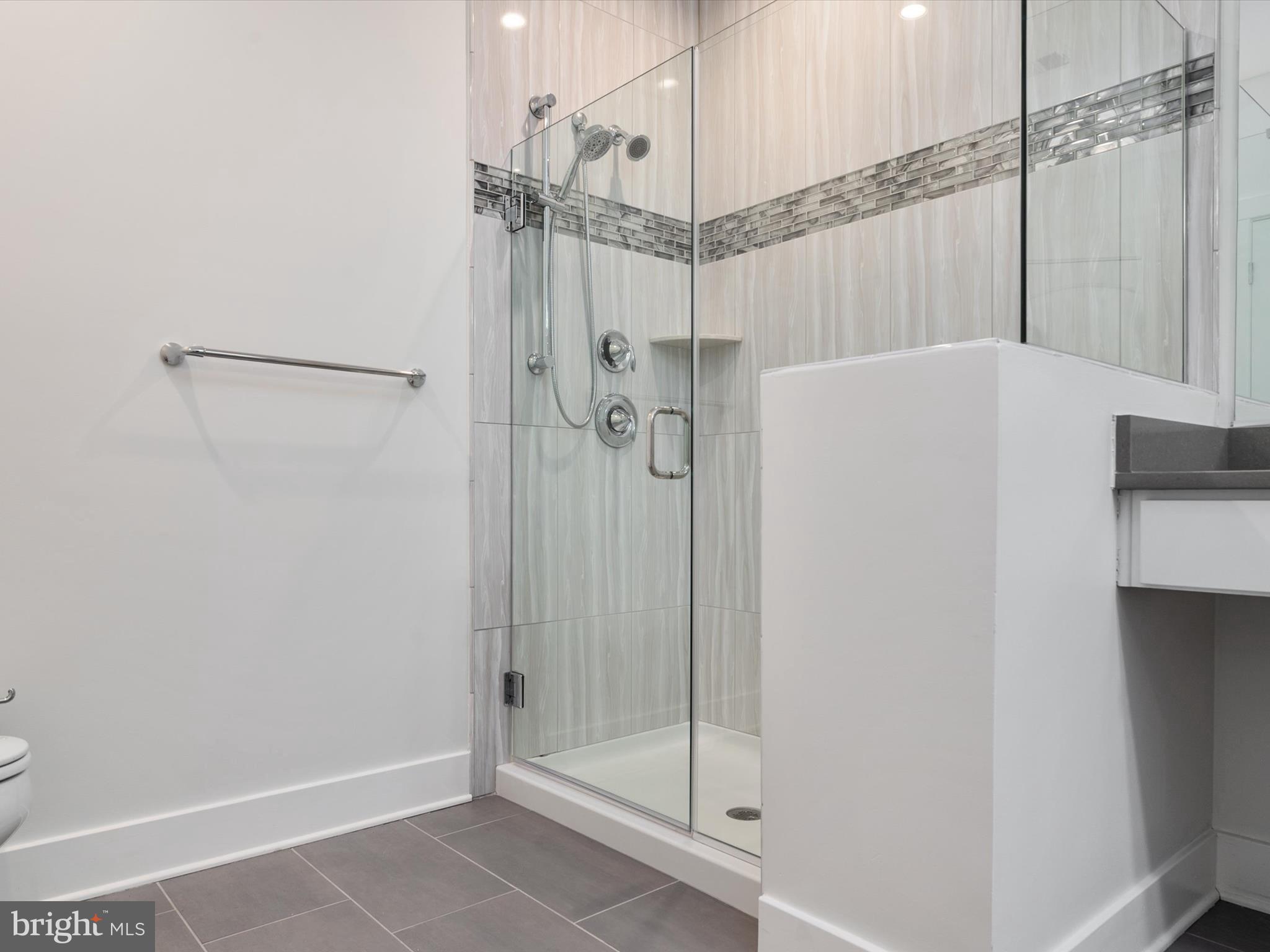 FOUR SEASONS AT KENT ISLAND - Residential