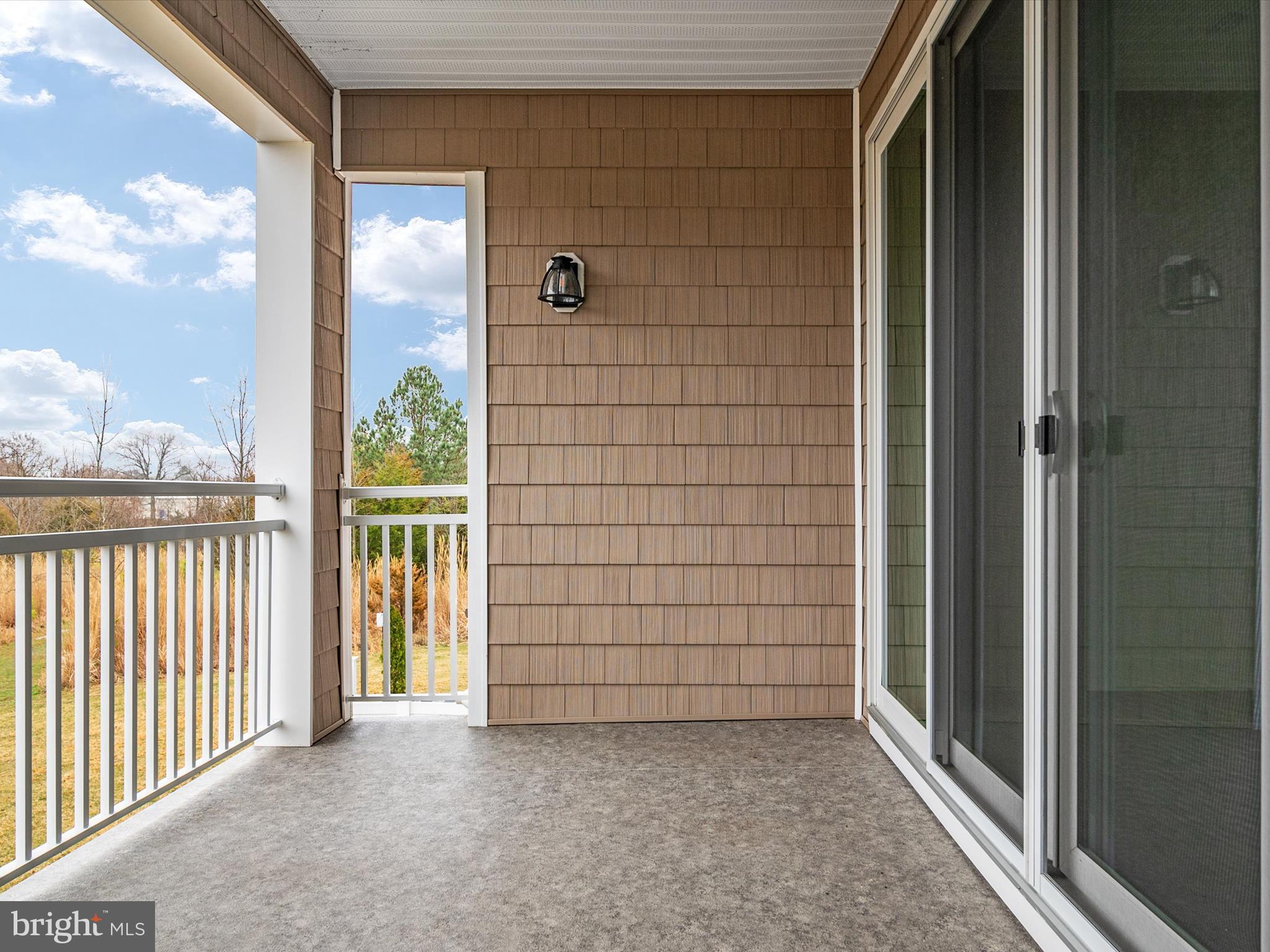 FOUR SEASONS AT KENT ISLAND - Residential