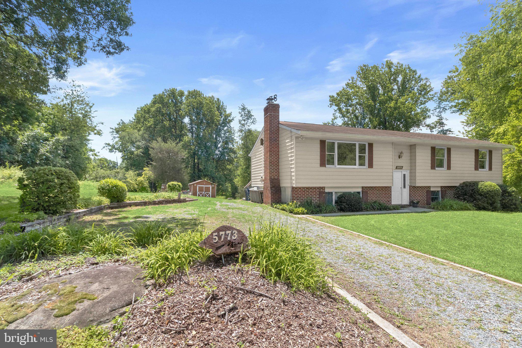 5773 OAKLAND ROAD