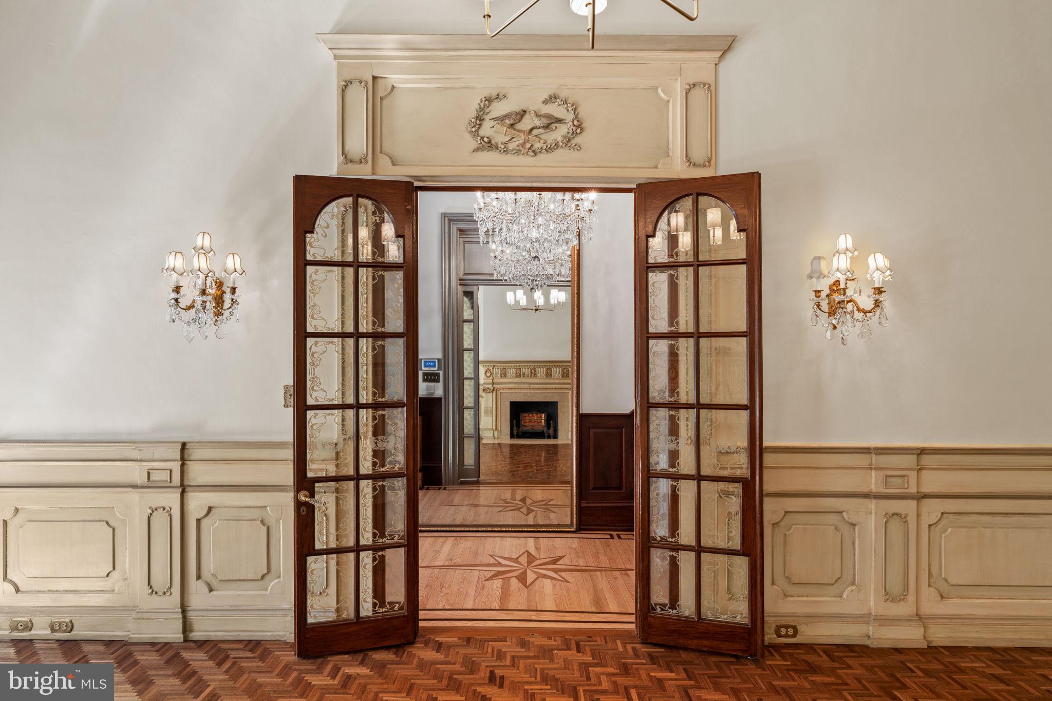 RITTENHOUSE SQUARE - Residential