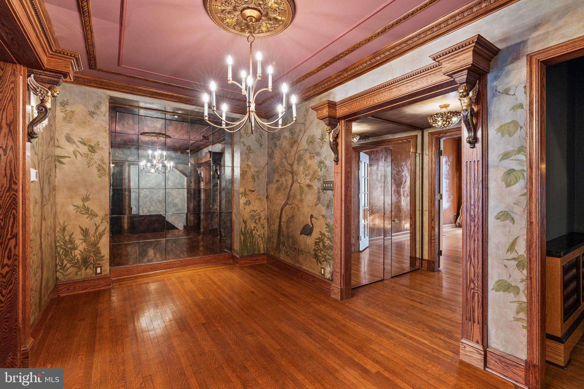 RITTENHOUSE SQUARE - Residential