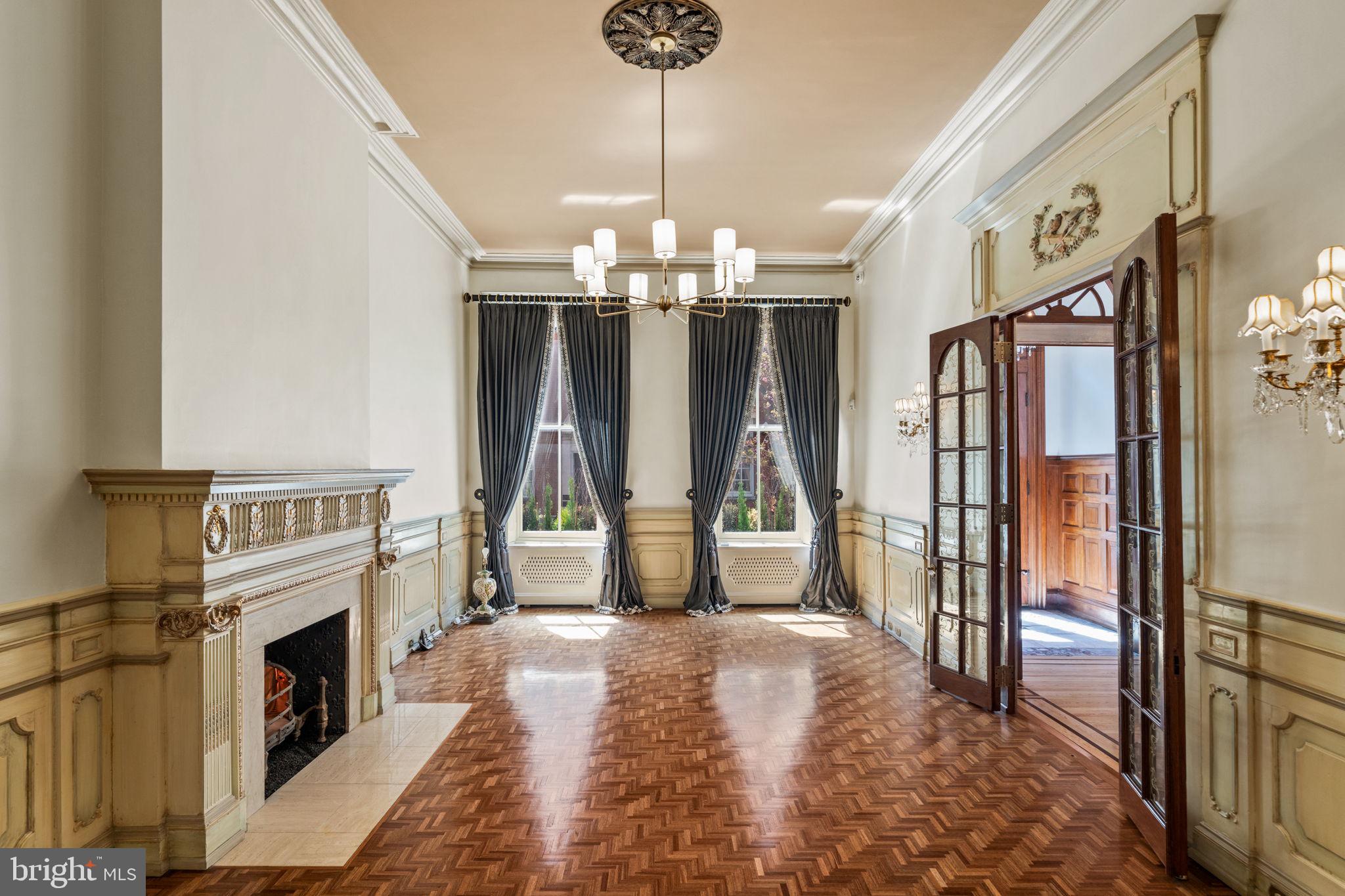 RITTENHOUSE SQUARE - Residential