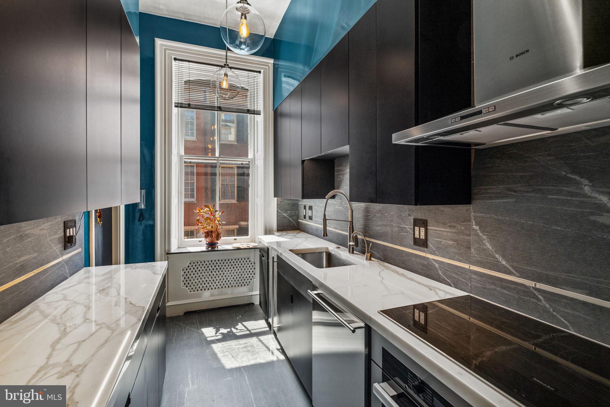 RITTENHOUSE SQUARE - Residential