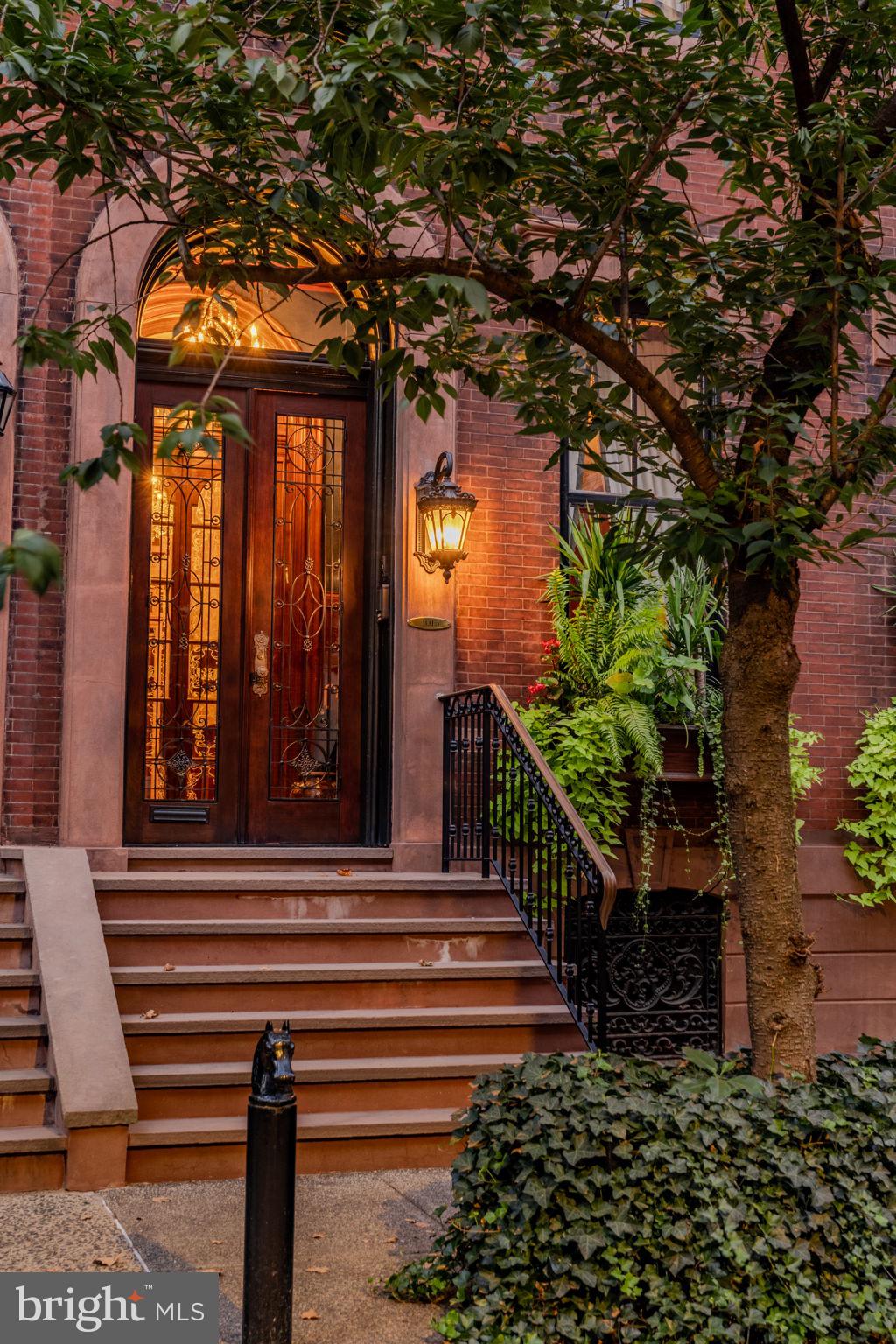 RITTENHOUSE SQUARE - Residential