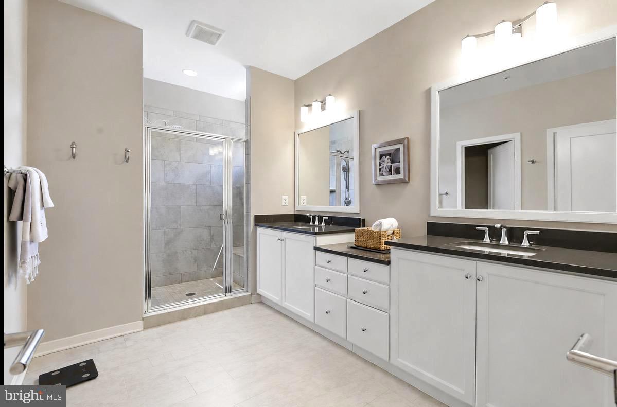 DOWNTOWN BRAMBLETON - Residential