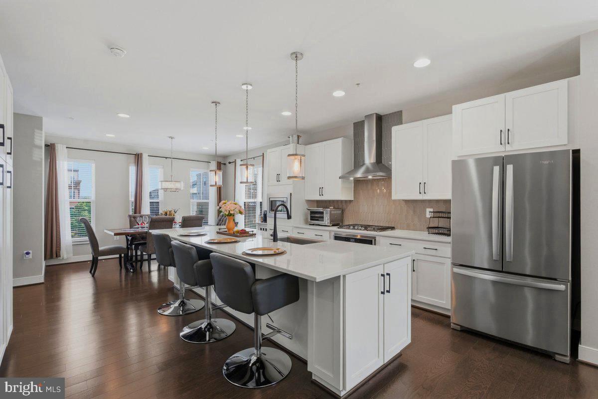 DOWNTOWN BRAMBLETON - Residential