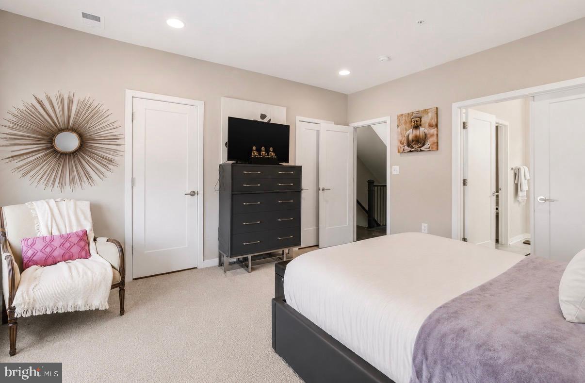 DOWNTOWN BRAMBLETON - Residential