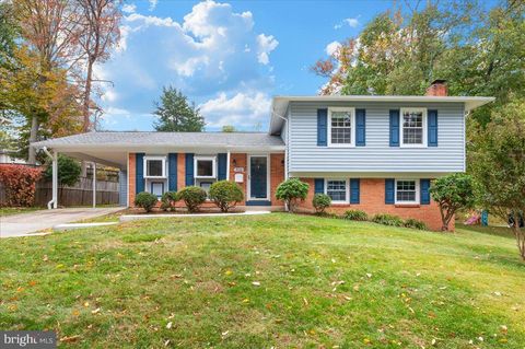 Photo of 4516 Bestor Drive, ROCKVILLE, MD 20853 (MLS # MDMC2204920)