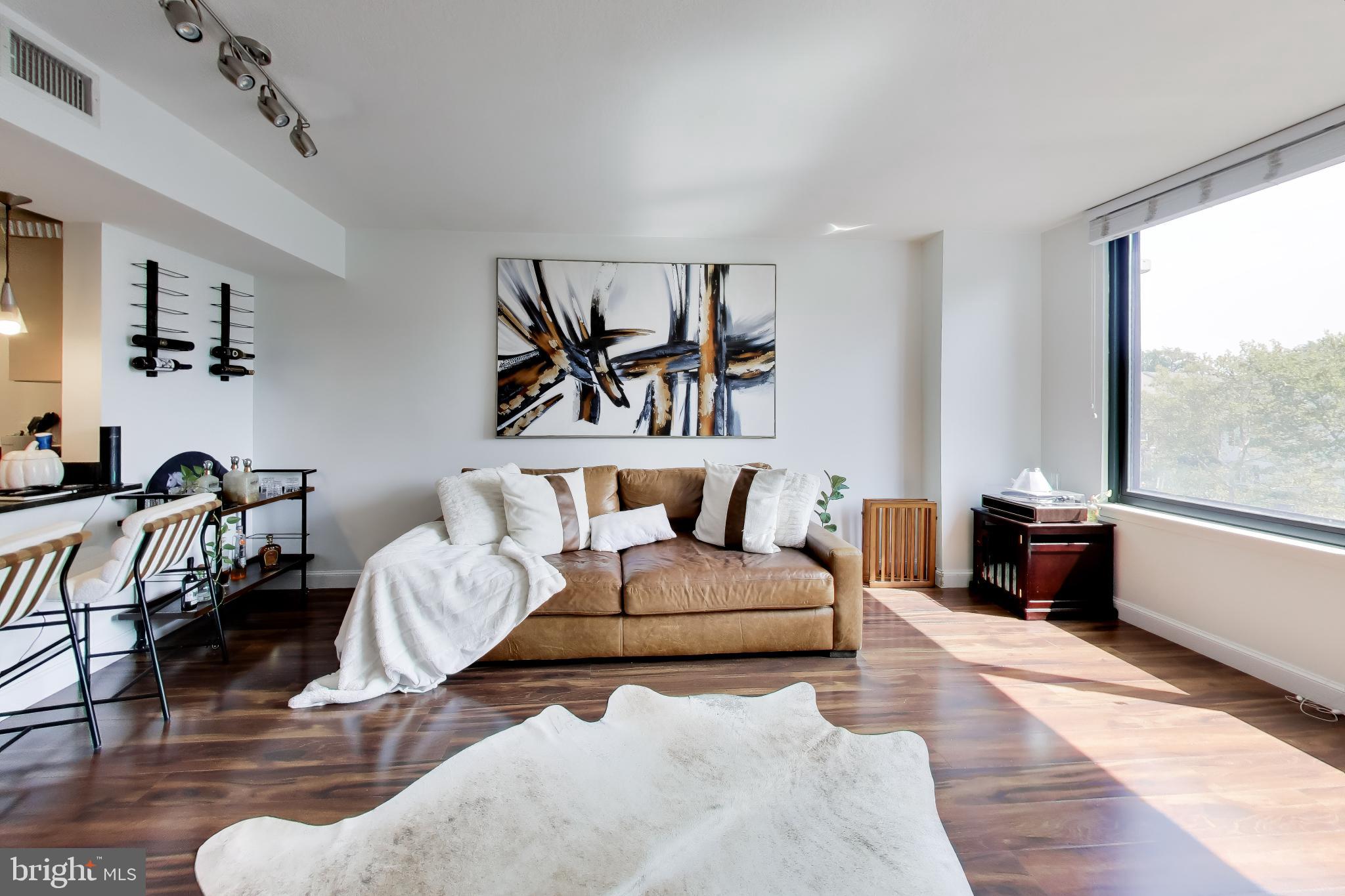 2451 MIDTOWN AVENUE 307