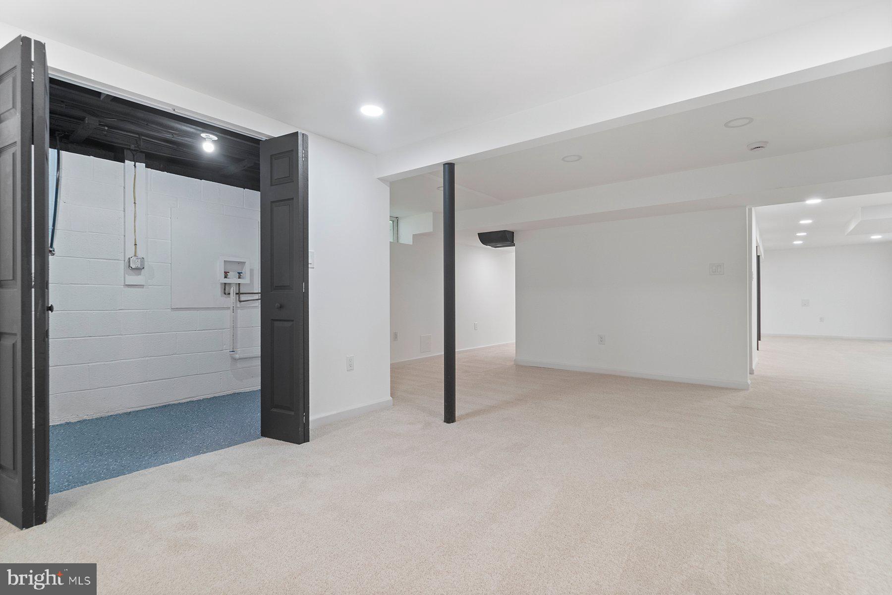 THE WOODLANDS - Residential