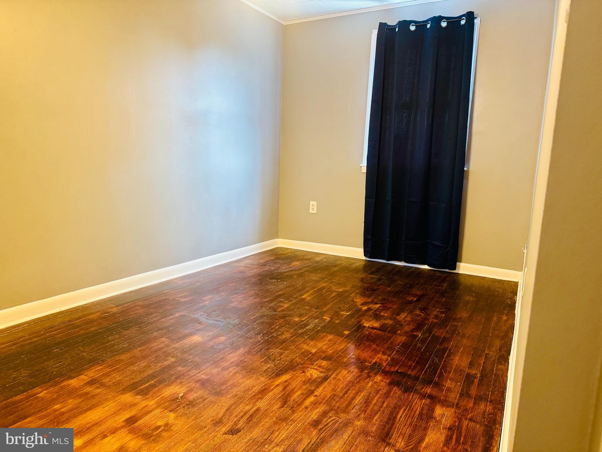 HAWTHORNE - Residential Lease