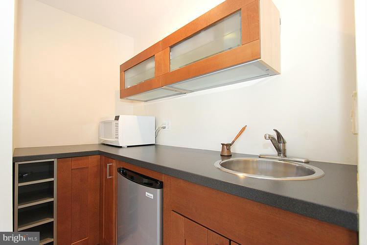 BETHESDA OUTSIDE - Residential