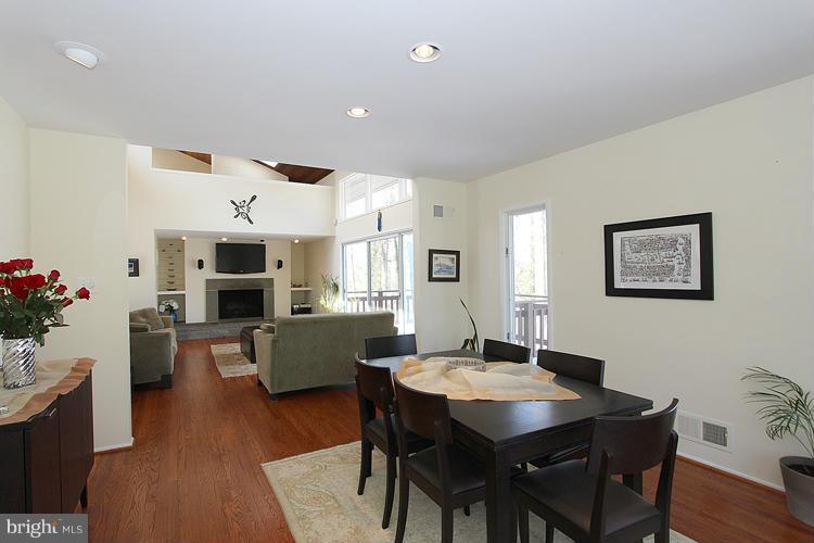 BETHESDA OUTSIDE - Residential