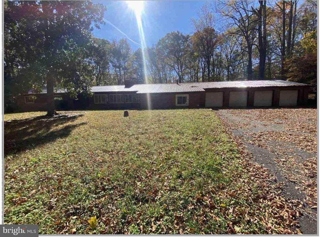 Photo of 17211 Queen Anne Bridge Road, BOWIE, MD 20716 (MLS # MDPG2184958)