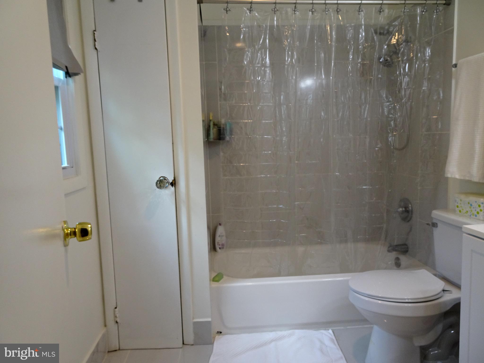 MOUNT VERNON HILLS - Residential Lease