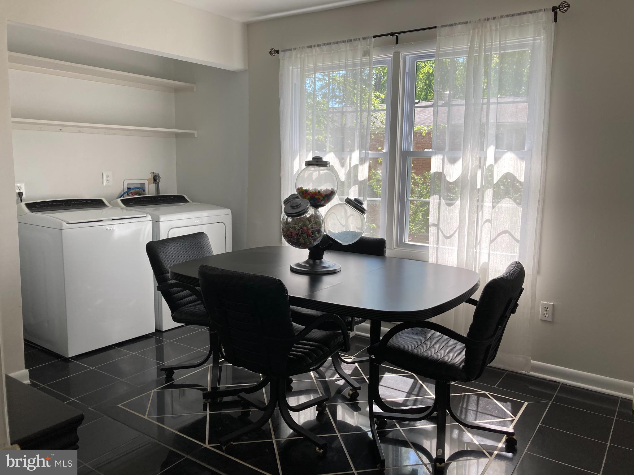 MOUNT VERNON HILLS - Residential Lease