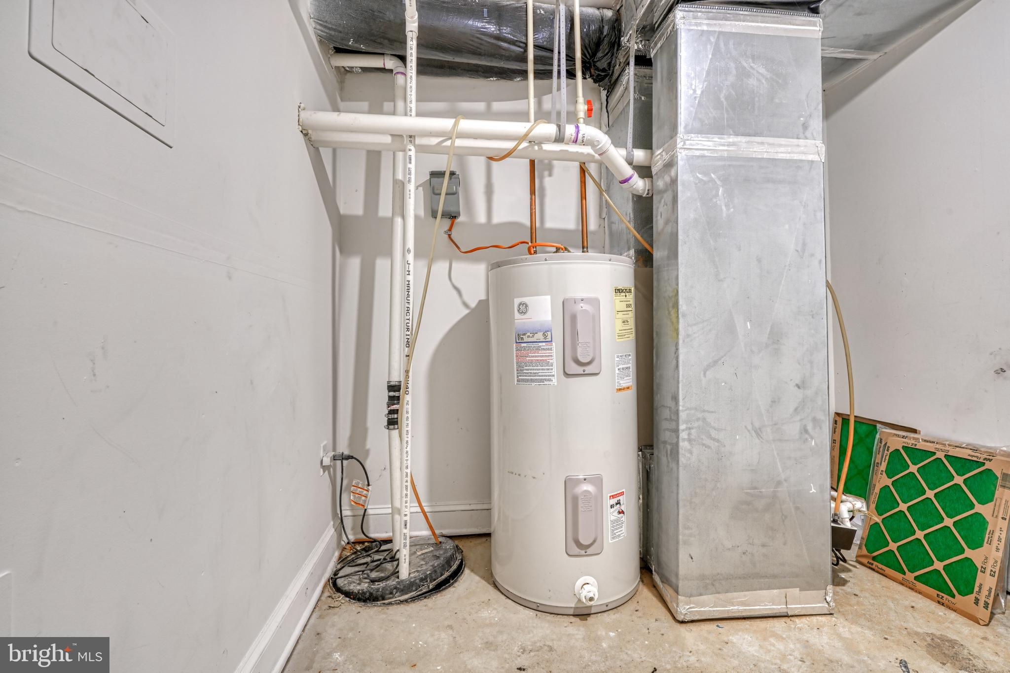 WASHINGTON VILLAGE - Residential