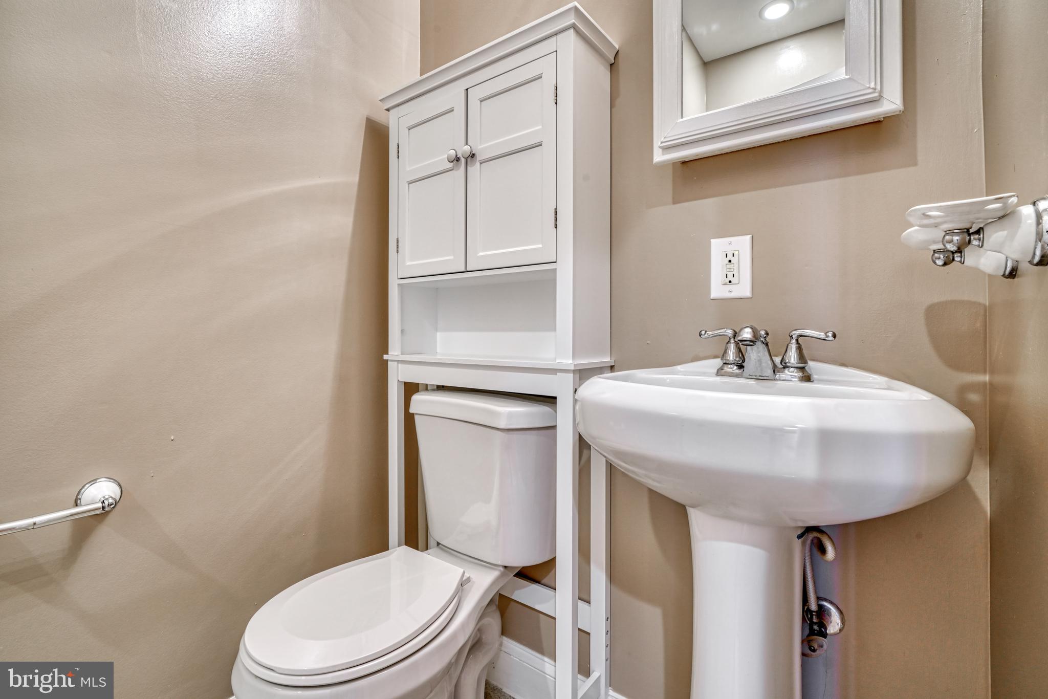 WASHINGTON VILLAGE - Residential