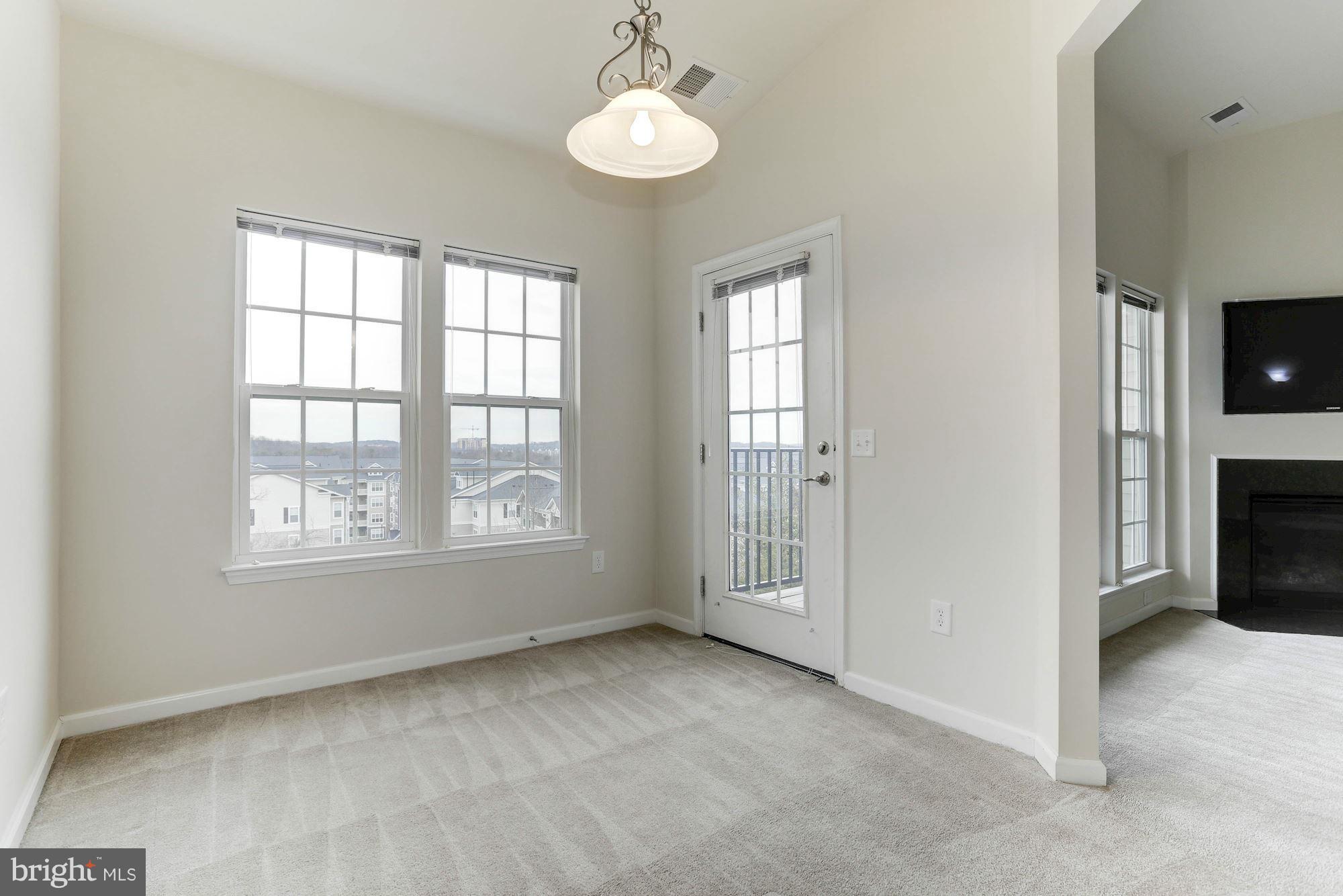 STONEY RUN - Residential