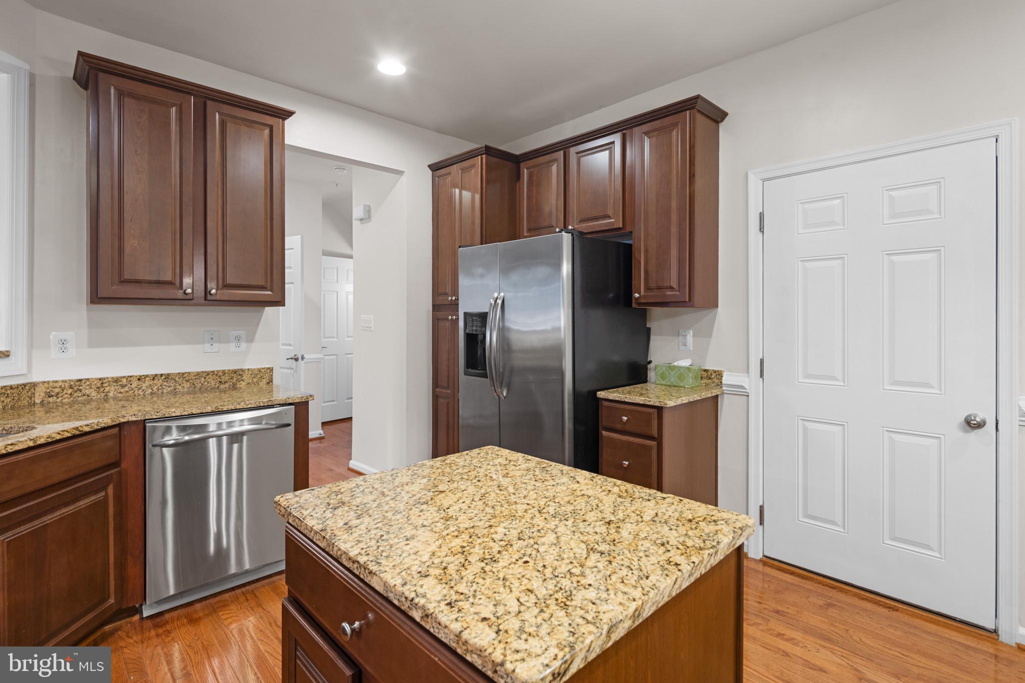 WAVERLY WOODS WEST - Residential