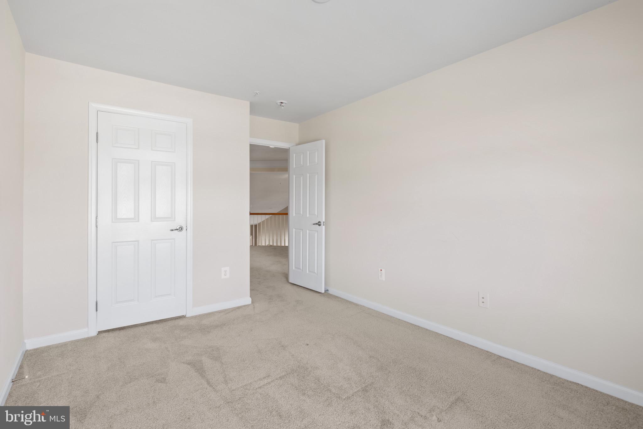 WAVERLY WOODS WEST - Residential