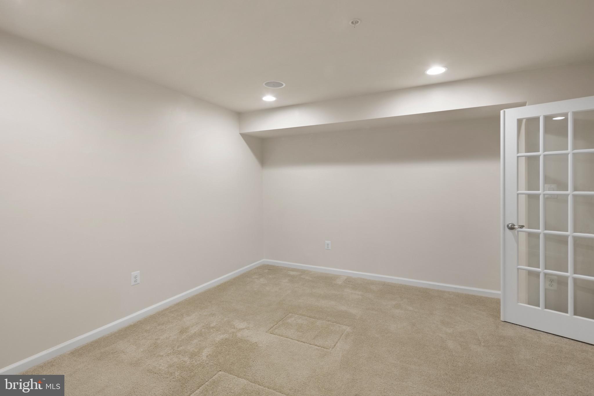 WAVERLY WOODS WEST - Residential