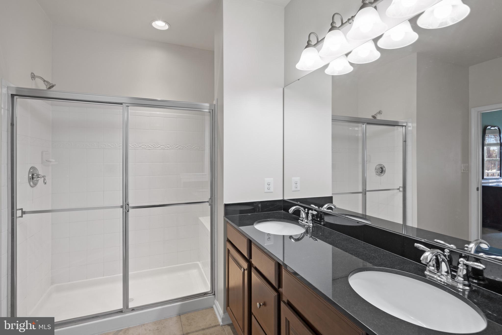 WAVERLY WOODS WEST - Residential