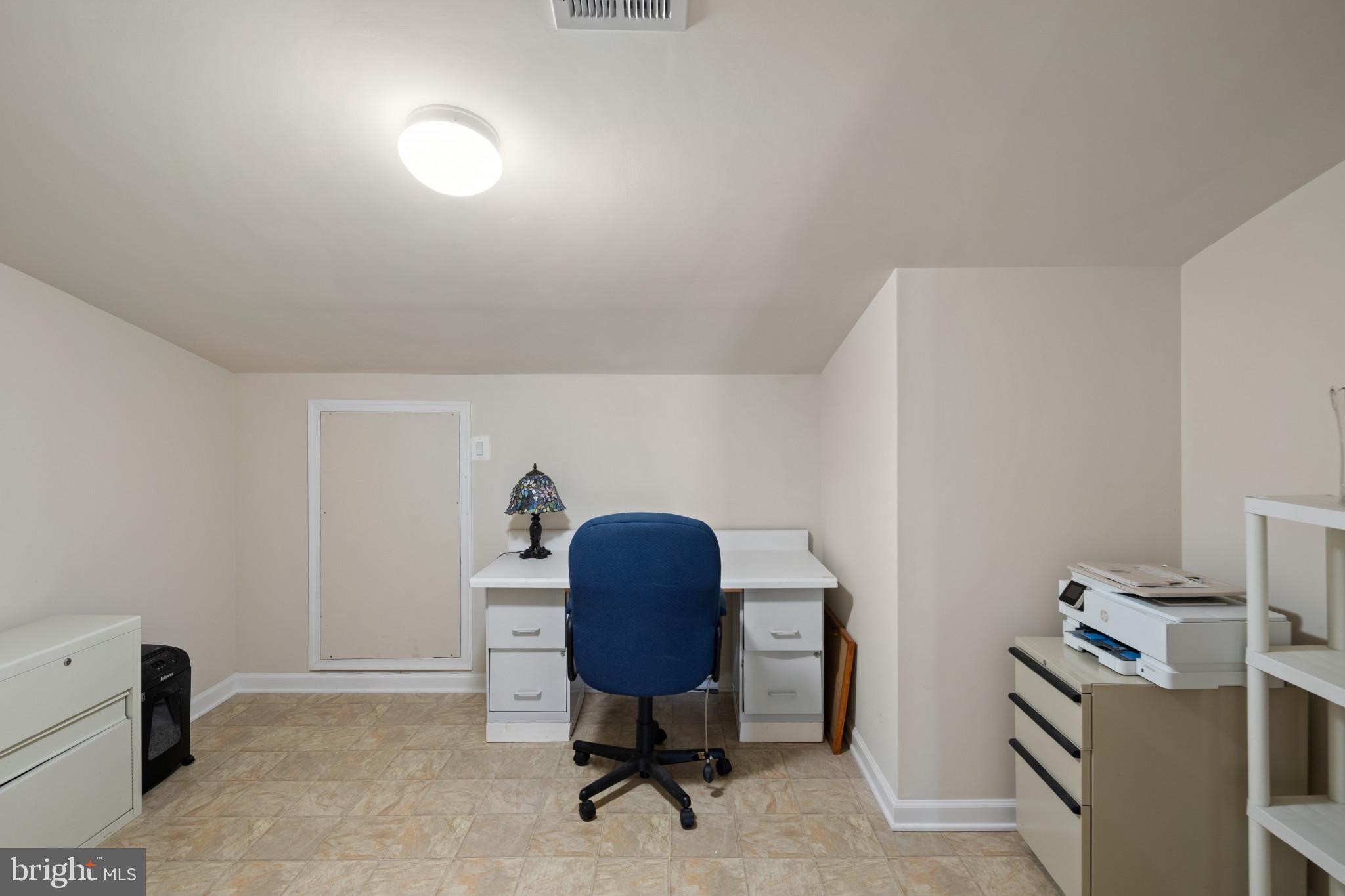 WAVERLY WOODS WEST - Residential