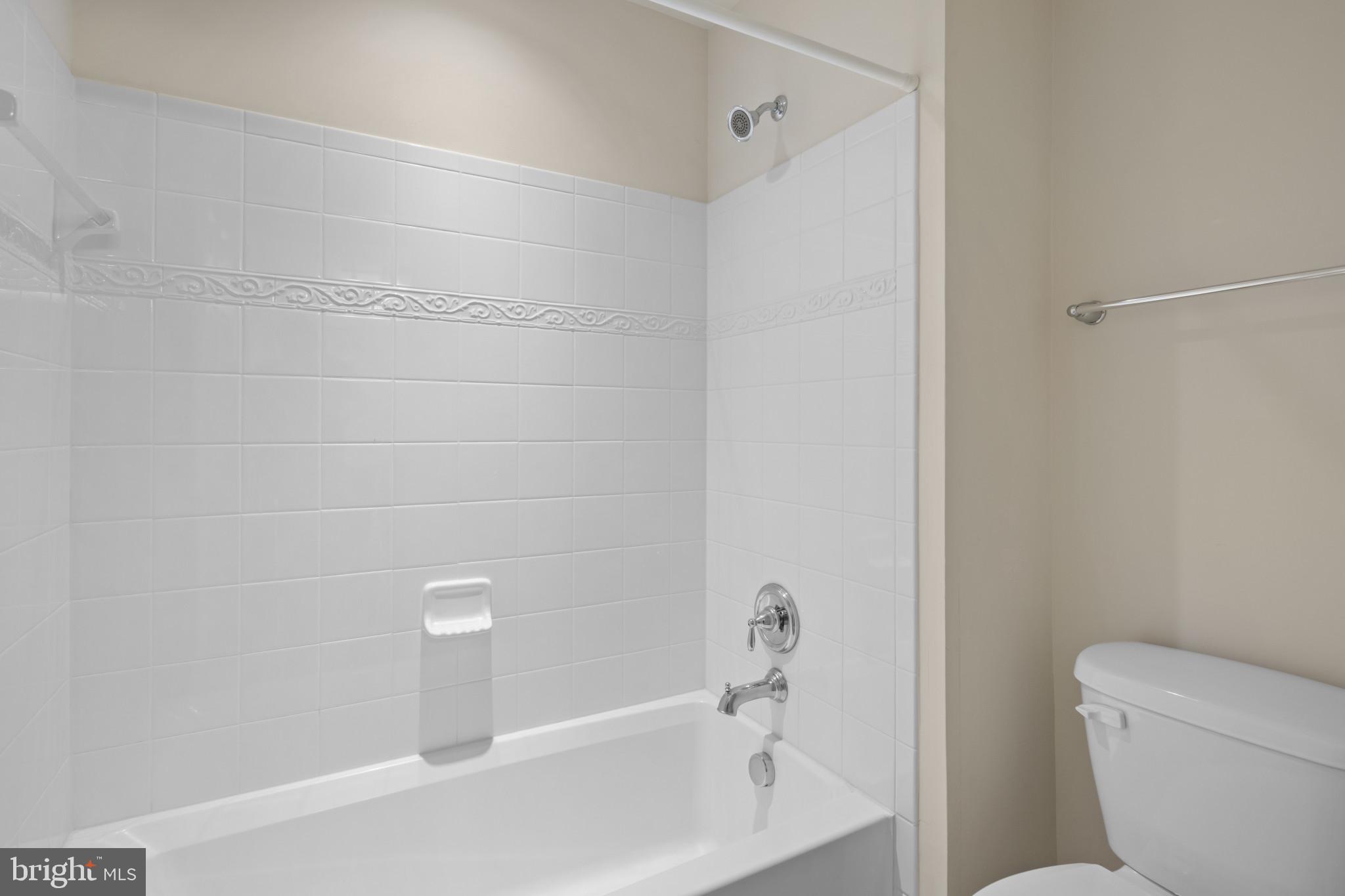 WAVERLY WOODS WEST - Residential