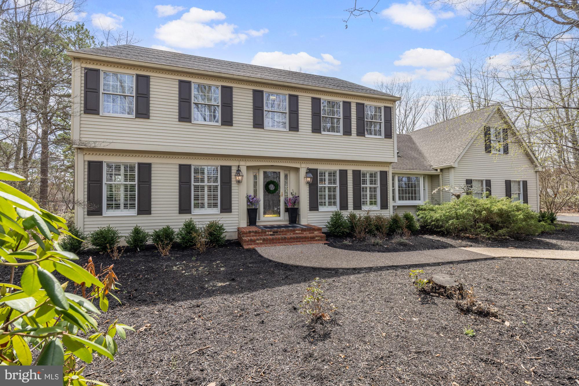 12 HERON COURT