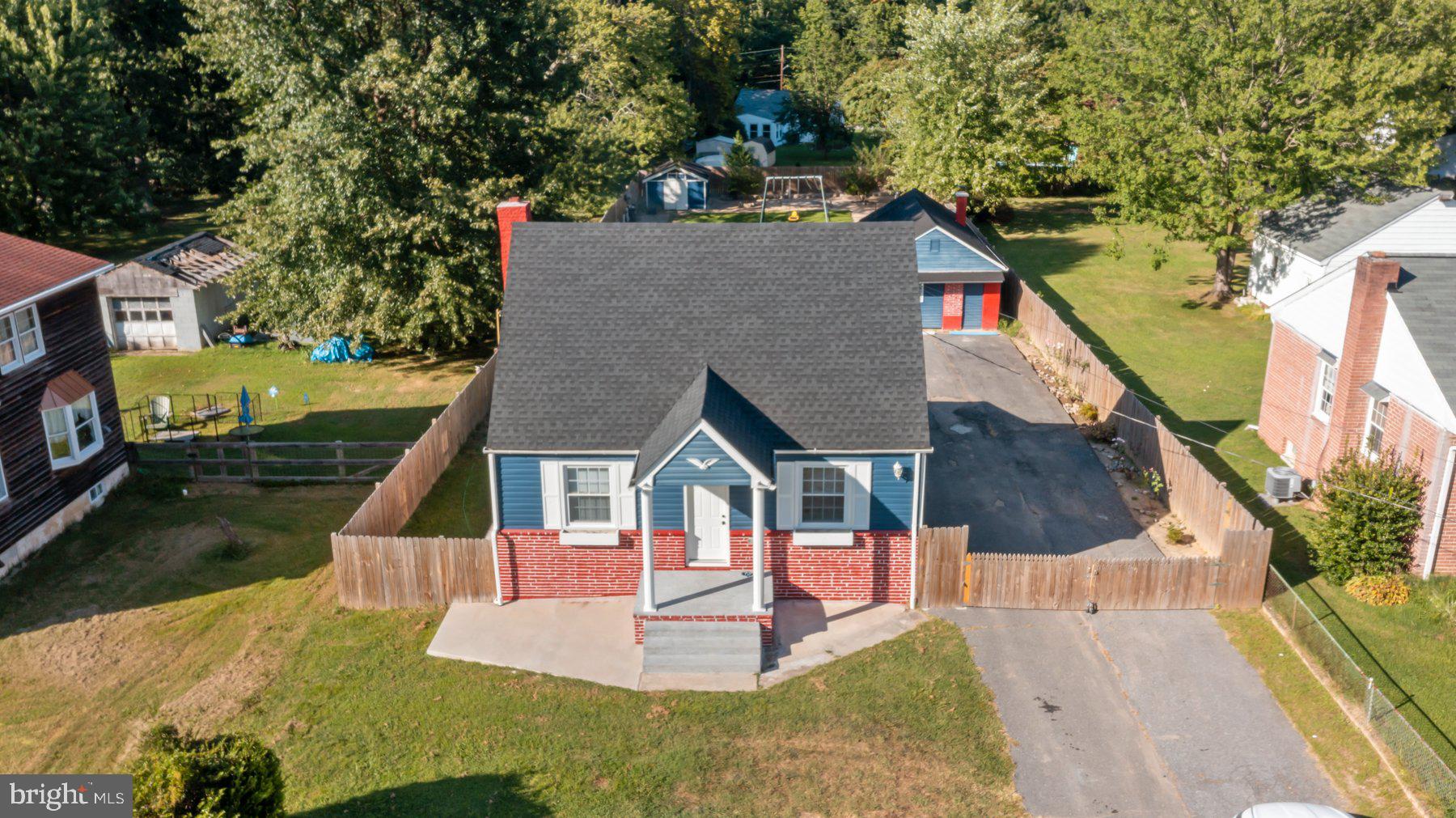 ROCKAWAY BEACH - Residential