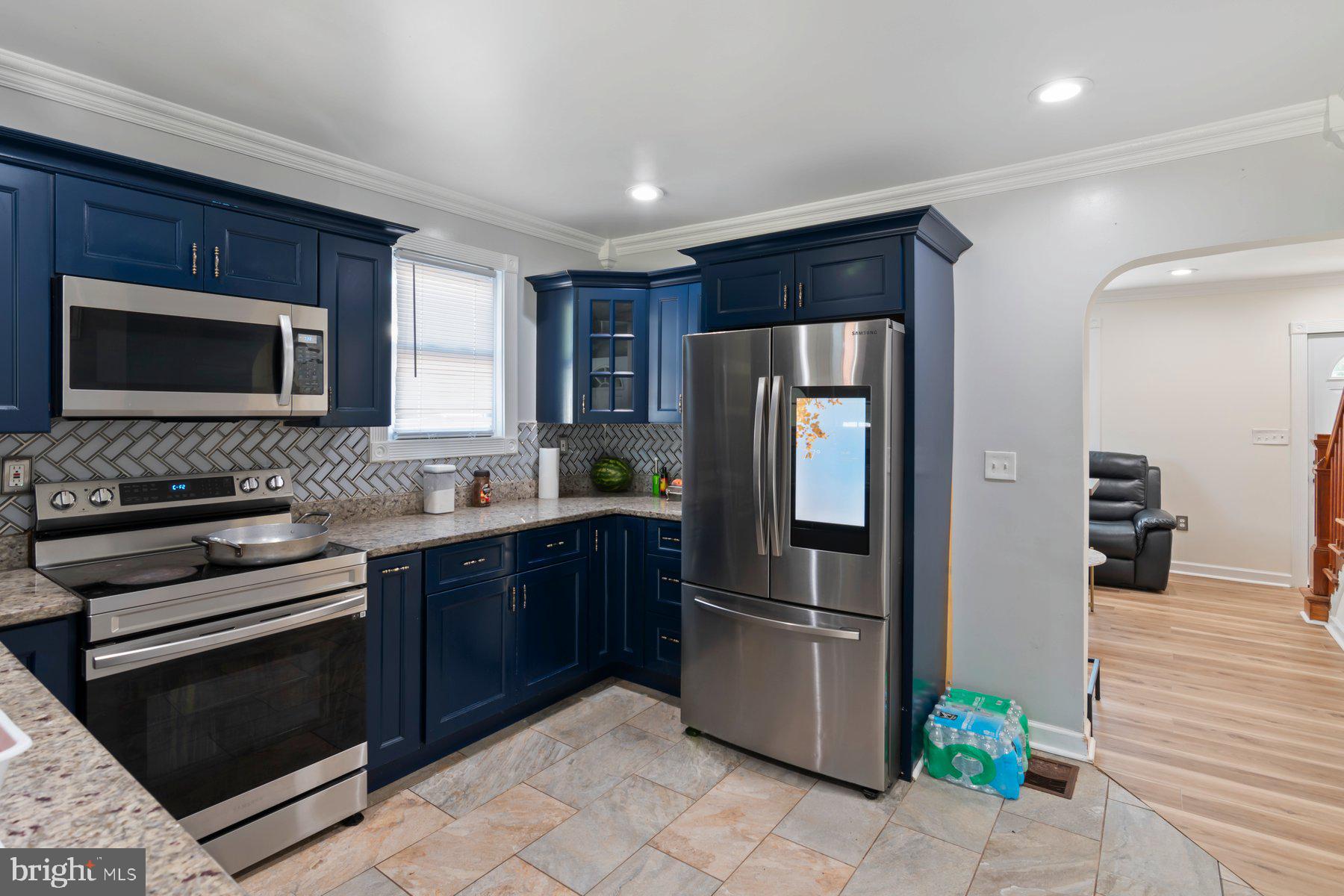 ROCKAWAY BEACH - Residential