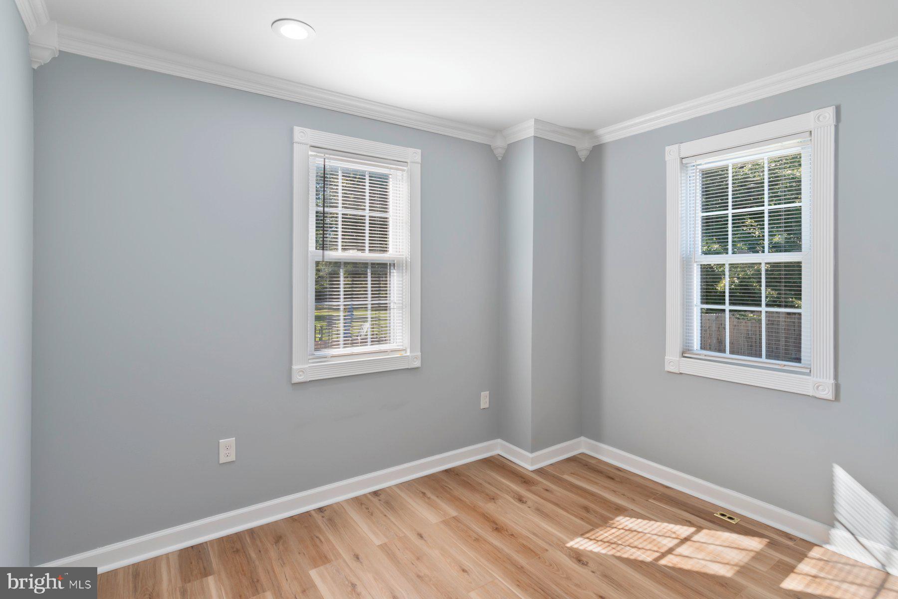 ROCKAWAY BEACH - Residential