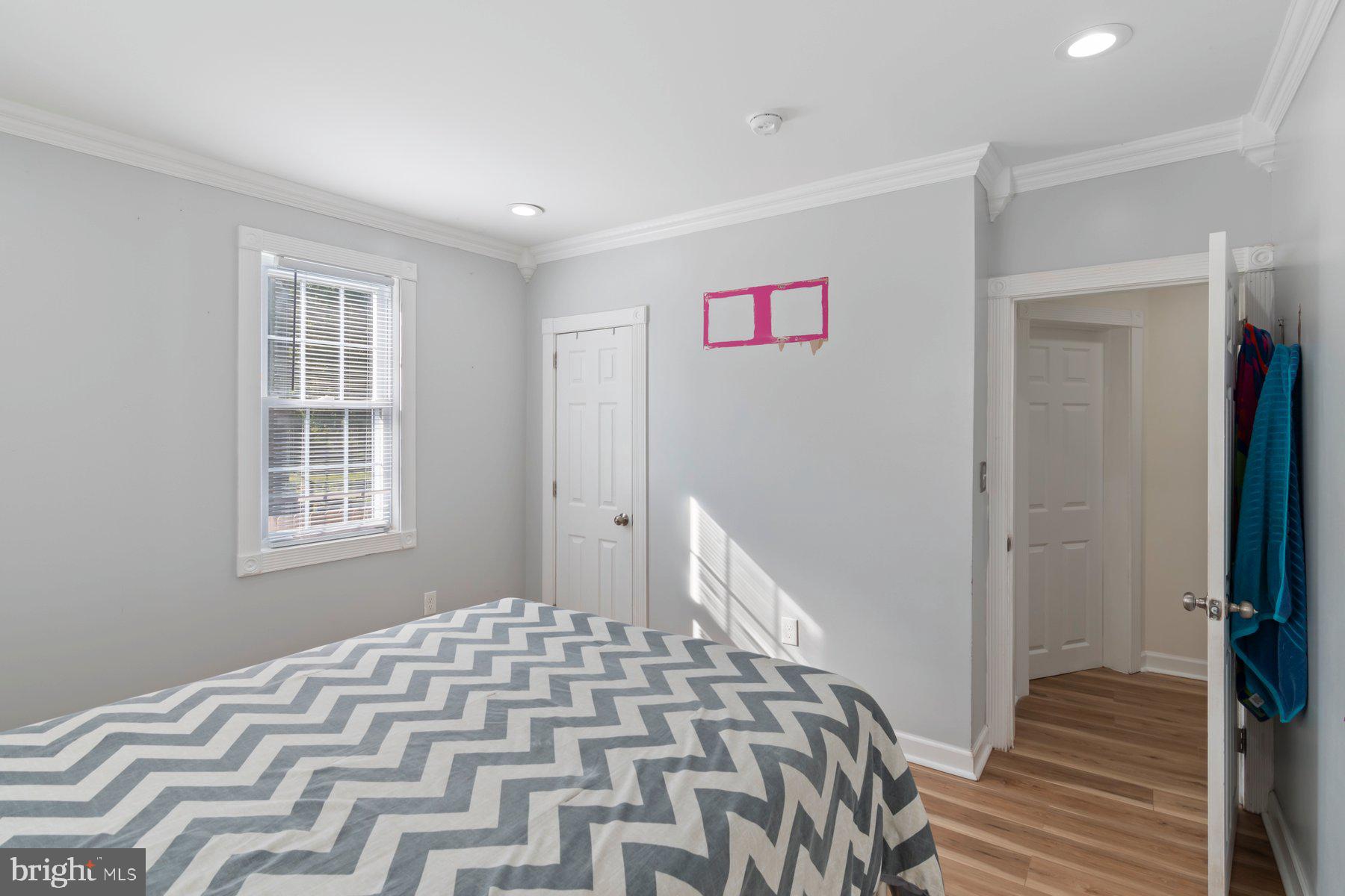 ROCKAWAY BEACH - Residential